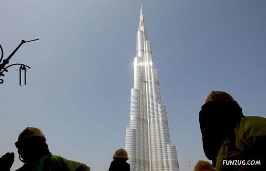 Burj Dubai: World's Tallest Building