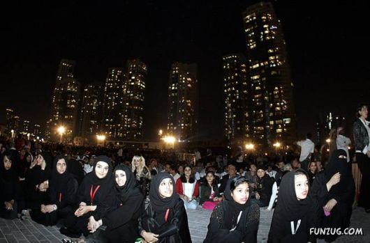 Burj Dubai: World's Tallest Building