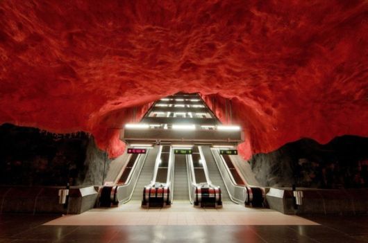 Amazing Subway Stations In Moscow
