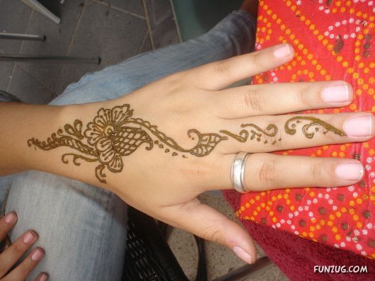 Charming, Stylish N Latest Mehndi Designs