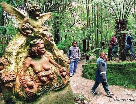 Shaping Trees in an Artistic Way