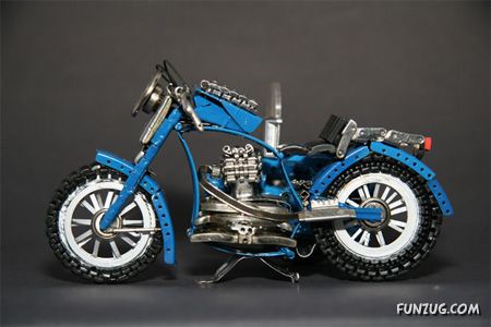 Artistic Wristwatch Motorcycles