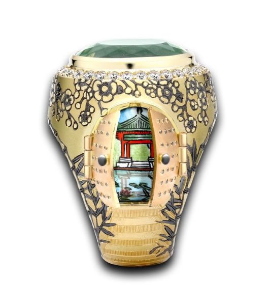 Rings Hiding A Jaw-Dropping Surprise