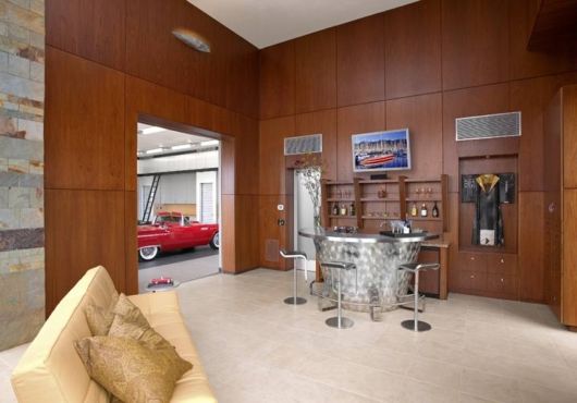 Nice Garage for Your Cars