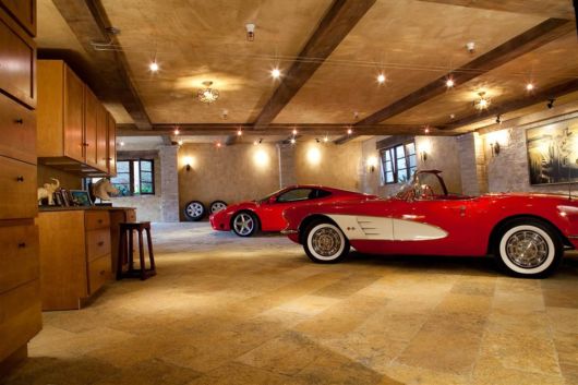 Nice Garage for Your Cars