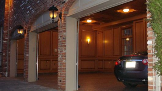 Nice Garage for Your Cars