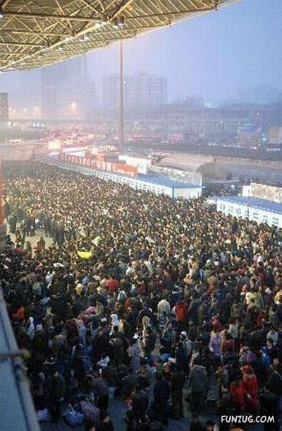 'Crazy Train Station in China