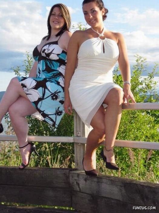 Galz Decided To Take More Pictures