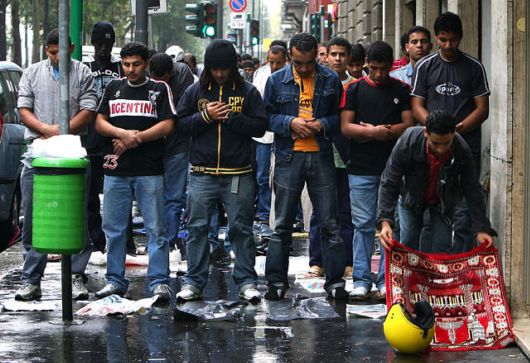 Muslims in Various Parts of World