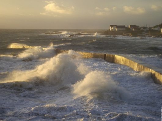 The Powerful Ocean waves