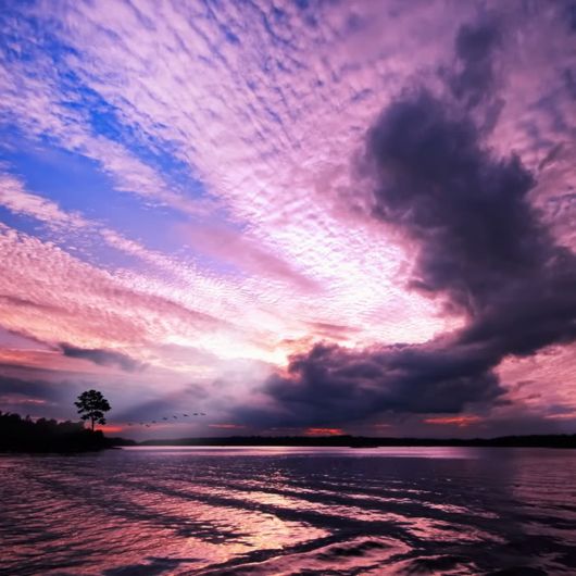 Awesome Sky And Water Photos