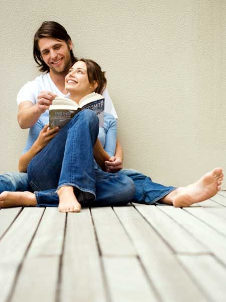 10 Ways to Find Out If He Is In Love With You