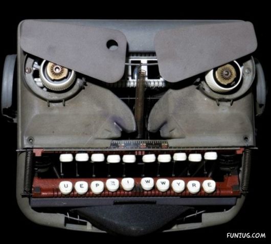 Jeremy Mayer Builds Robots From Recycled Typewriters