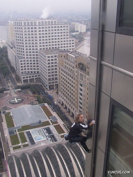 Amazing Wall Climber Man