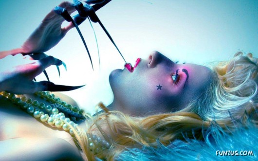 Click to Enlarge - Creative Women Wallpapers