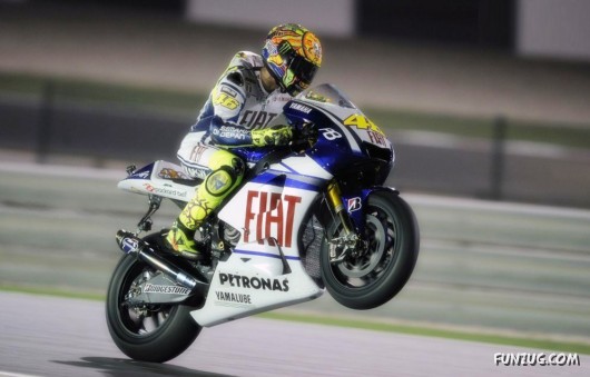 Click to Enlarge - Valentino Rossi Fiat Yamaha MotoGP Wallpapers