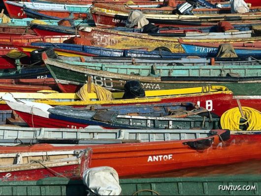 Click to Enlarge - MindBlowing Watercraft Wallpapers