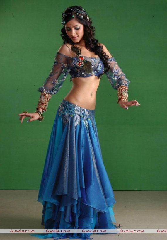 Pretty Shruti Hassan