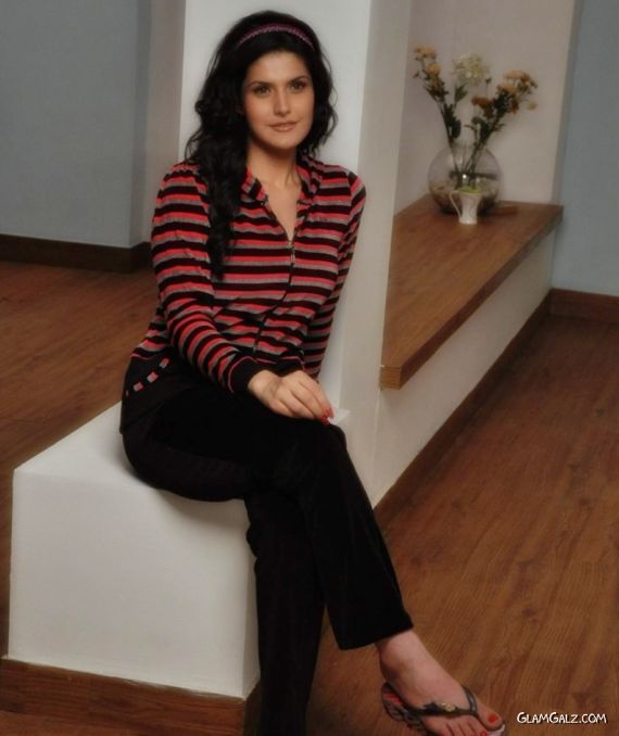 Zarine Khan in a New Outfit 