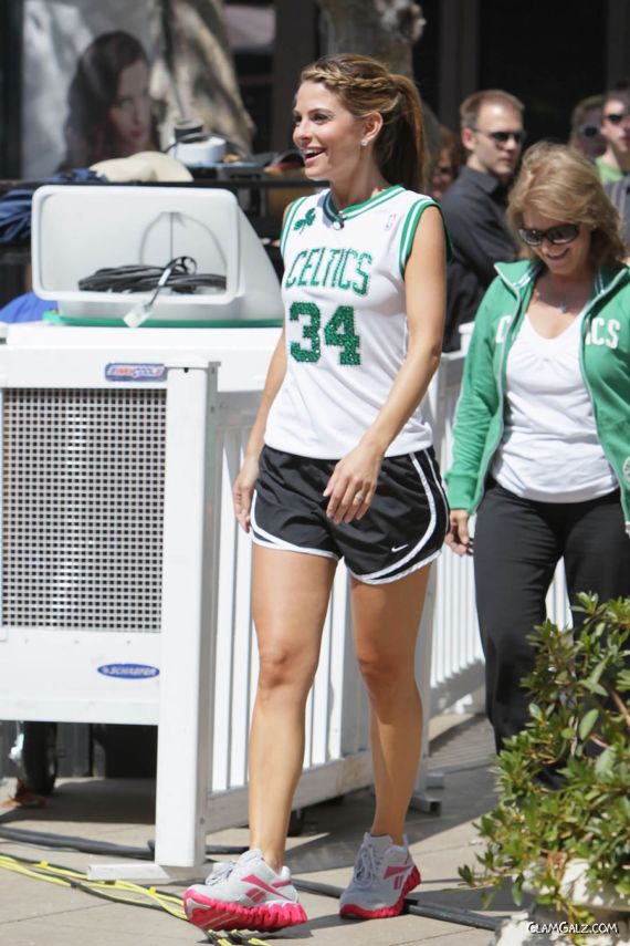 Maria Menounos Loves Playing Basketball