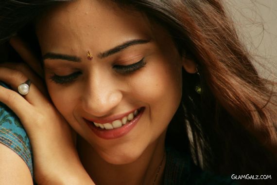 Cute Indian Actress Aditi Sharma