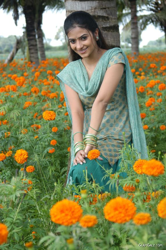 Cute Indian Actress Aditi Sharma