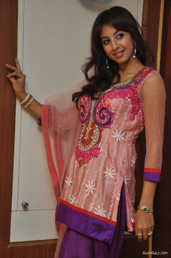 Awesome Tolly Beauty Sanjana