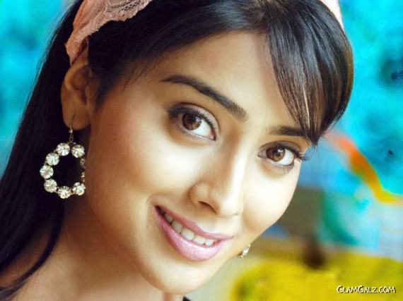 Lovely Shriya Saran Unseen Photoshoot