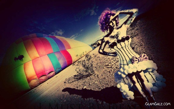 Click to Enlarge - Creative Women Wallpapers