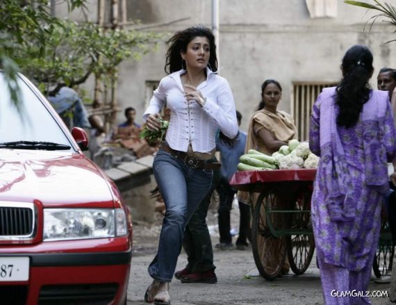 Click to Enlarge - Beautiful Neha Uberoi Walls