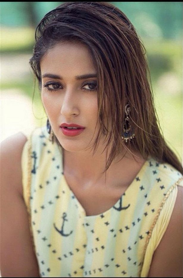 Ileana DCruz Poses in Shoot For HELLO India