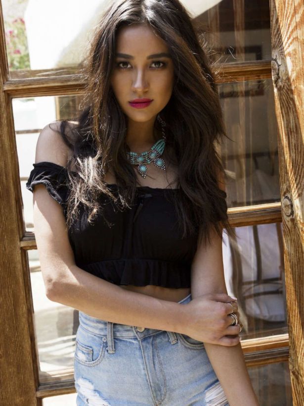 Shay Mitchell Surpasses Excellence In Amore N Vita Shoot