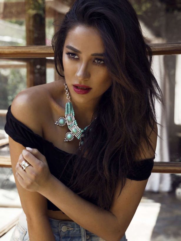 Shay Mitchell Surpasses Excellence In Amore N Vita Shoot